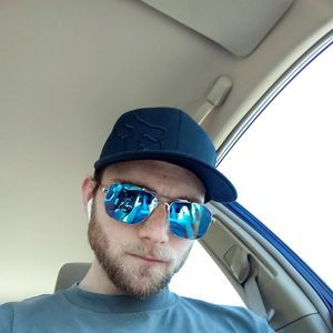 Meet your Posher, Carlin